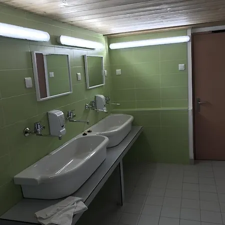 Fleur Des Neiges Hostal